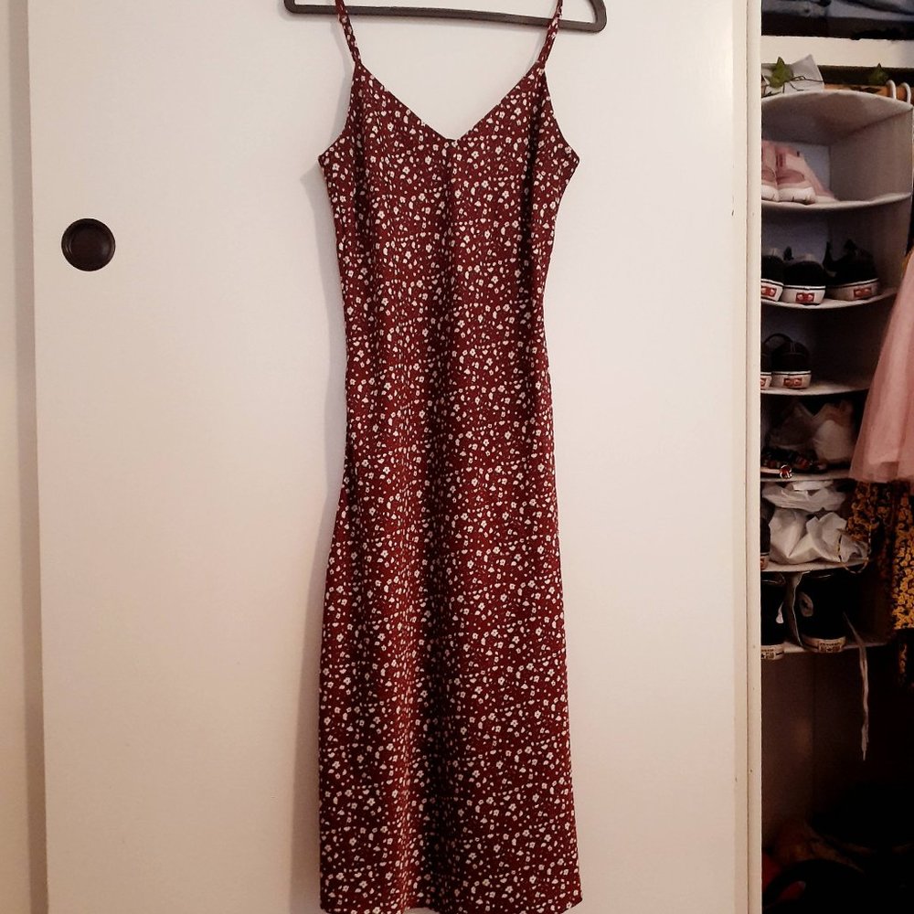 Forever 21 Burgundy Flower Print Midi Dress